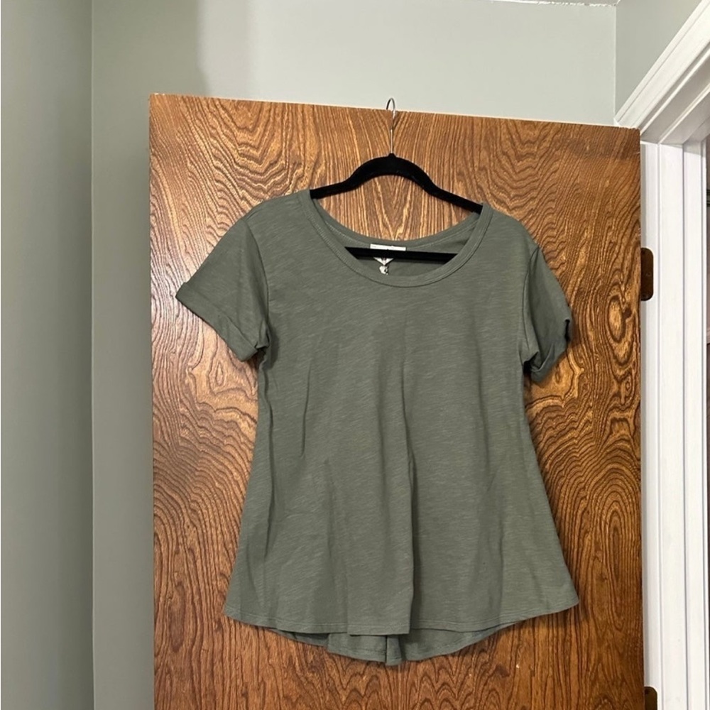 Betsey’s Boutique Olive Cuffed Swing Tee